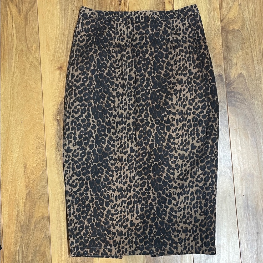 Stop Staring leopard pencil skirt size small